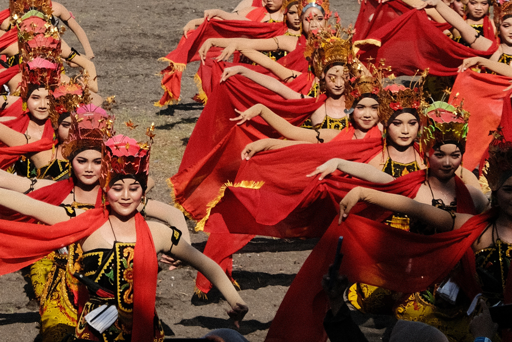 A Thousand Dancers by the Sea: My Experience at Gandrung Sewu in Banyuwangi